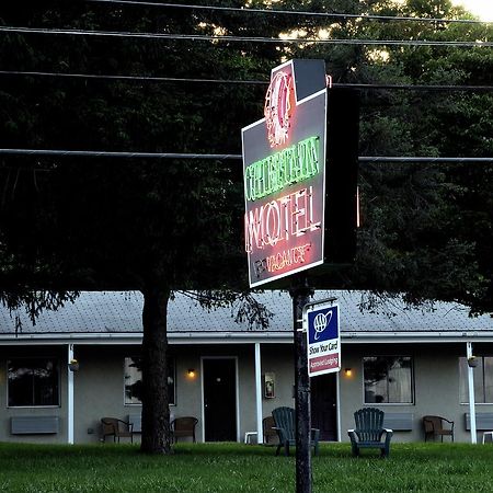 Motel The Chieftain Watkins Glen Exterior foto